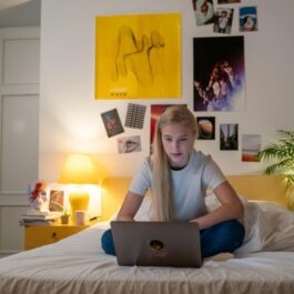 Pexels cottonbro 6473102