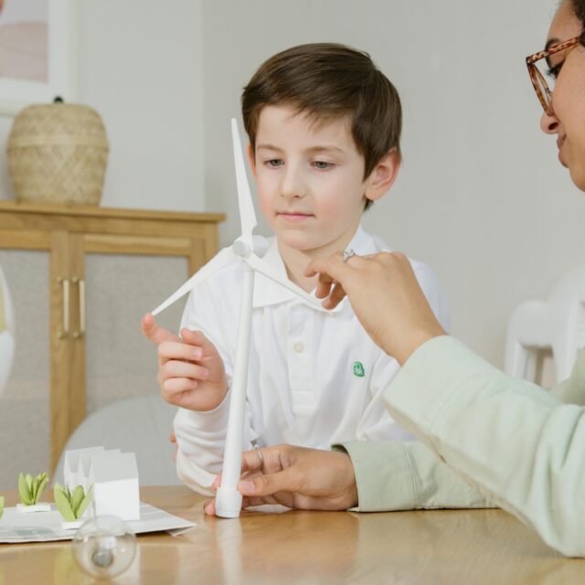 Pexels artempodrez 6990472